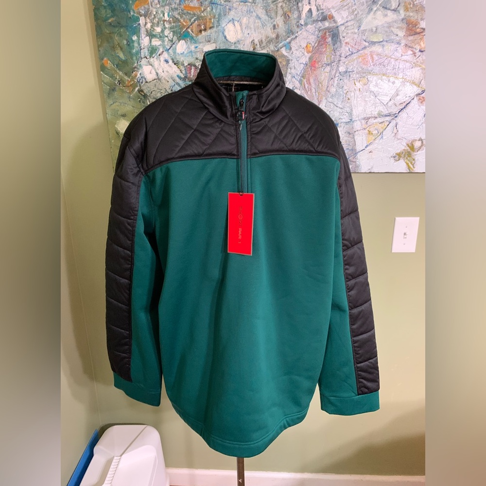 Pullover golf jacket in size XXL.